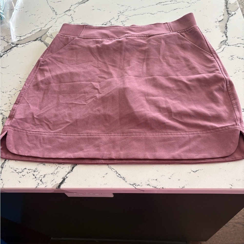 32 Cool Plum Skirt With Shorts Size Small